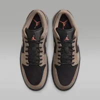 Nike Air Jordan 1 Low SE чоловічі Кросівки колір чорний