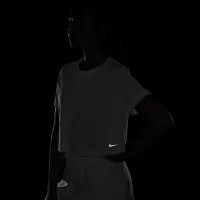 Nike One Classic Breathe женская Dri-FIT Short-Sleeve Top цвет белый