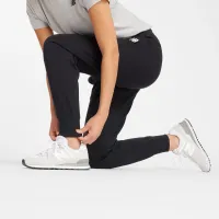 Штани New Balance WP43805BK - Чорні