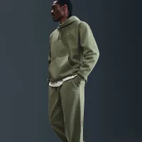 Nike Solo Swoosh чоловічі Cuffed Fleece Pants колір зелений