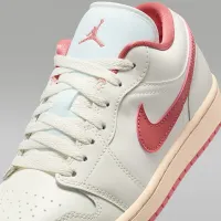 Nike Air Jordan 1 Low жіноча Кросівки колір білий
