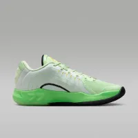 Nike Luka 4 