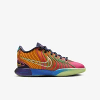 Nike LeBron XXI 