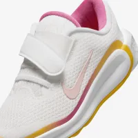 Nike Infinity Flow Little дитячі Кросівки колір білий