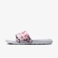 Nike Victori One жіноча Slides колір білий