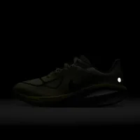 Nike Vomero 17 