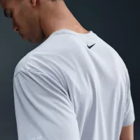 Nike Swim Swoosh Hydroguard мужские Short-Sleeve Top цвет серый