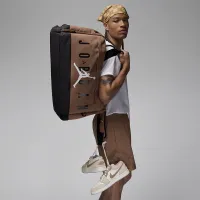 Nike Jordan Velocity Duffle сумка (62.5L) колір коричневий