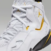 Nike Jordan True Flight Big дитячі Кросівки колір білий
