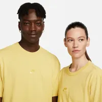 Nike Sportswear Premium Essentials чоловічі футболка Yellow