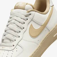 Nike Air Force 1 ’07 женская Кроссовки цвет белый