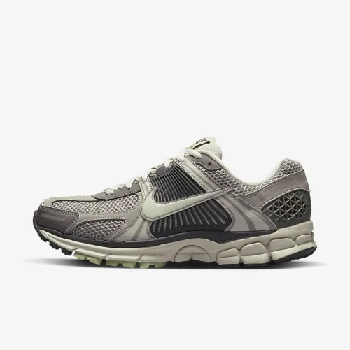 Nike Zoom Vomero 5 женская Кроссовки цвет серый