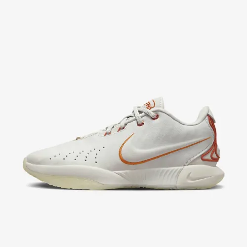 Nike LeBron XXI 