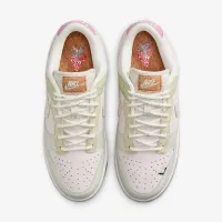 Nike Dunk Low LX жіноча Кросівки Pink