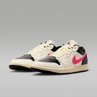 Nike Air Jordan 1 Low женская Кроссовки цвет коричневый
