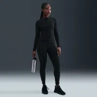 Nike One Fitted жіноча Dri-FIT Long-Sleeve Top колір чорний