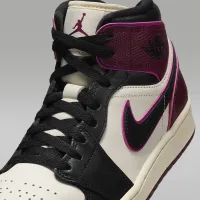 Nike Air Jordan 1 Mid SE жіноча Кросівки колір білий