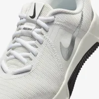 Nike MC Trainer 3 Premium жіноча для тренування Кросівки колір білий