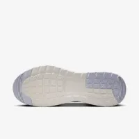 Nike Air Max Nuaxis SE женская Кроссовки цвет белый