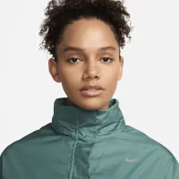 Nike Fast Repel жіноча Running Куртка колір зелений