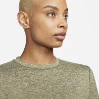 Nike Dri-FIT Element женская Running Crew цвет зеленый