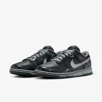 Nike Dunk Low Retro 