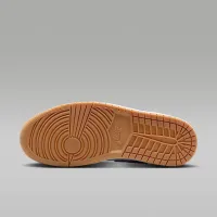 Nike Air Jordan 1 Low SE чоловічі Кросівки колір білий