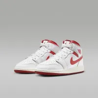Nike Air Jordan 1 Mid SE Big дитячі Кросівки колір білий
