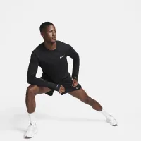 Nike Element мужские Therma-FIT Repel Running Crew цвет черный