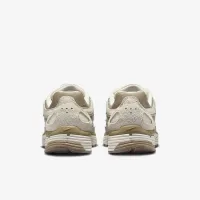Nike P-6000 Кросівки колір коричневий