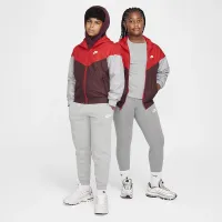 Nike Sportswear Windrunner Big детские Hooded Repel Куртка (Extended Size) цвет красный