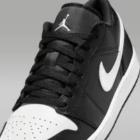 Nike Air Jordan 1 Low чоловічі Кросівки колір чорний