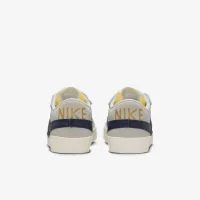 Nike Blazer Low '77 Jumbo женская Кроссовки цвет белый
