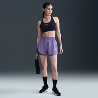 Nike One женская Dri-FIT 2-in-1 шорты цвет фиолетовый