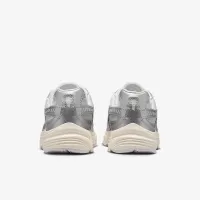 Nike Initiator жіноча Кросівки колір сірий