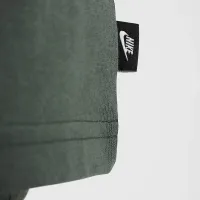 Nike Sportswear Premium Essentials чоловічі Pocket футболка колір зелений