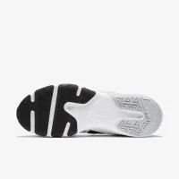 Nike Legend Essential 2 чоловічі для тренування Кросівки колір сірий