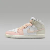 Nike Air Jordan 1 Mid SE чоловічі Кросівки колір білий