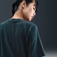 Nike Sportswear Essential жіноча Boxy футболка блакитний