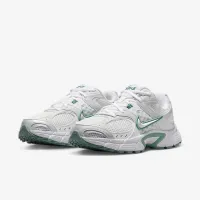 Nike V5 RNR жіноча Кросівки колір білий