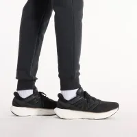 Штани New Balance MP43904BK - Чорні