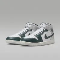 Nike Air Jordan 1 Mid SE чоловічі Кросівки колір білий