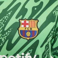 FC Barcelona 2024/25 Stadium Goalkeeper чоловічі Nike Soccer Replica Long-Sleeve Jersey колір зелений