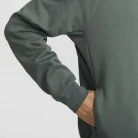 Nike Primary чоловічі Dri-FIT UV Versatile Crew колір зелений