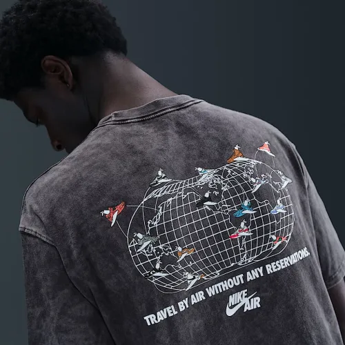 Nike Sportswear футболка колір чорний
