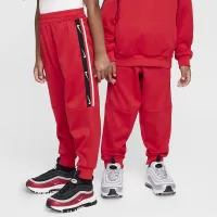 Nike Dri-FIT Sportswear Club Little дитячі Poly Pullover and Pants комплект колір червоний