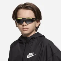 Nike Cloak Youth Mirroцвет красный Sunglasses цвет серый
