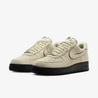 Nike Air Force 1 '07 LV8 чоловічі Кросівки колір коричневий