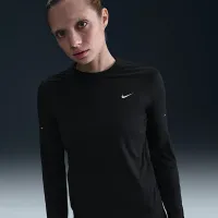 Nike Swift жіноча Dri-FIT UV Long-Sleeve Crew-Neck Running Top колір чорний