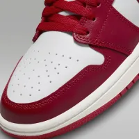 Nike Air Jordan 1 Low женская Кроссовки цвет белый